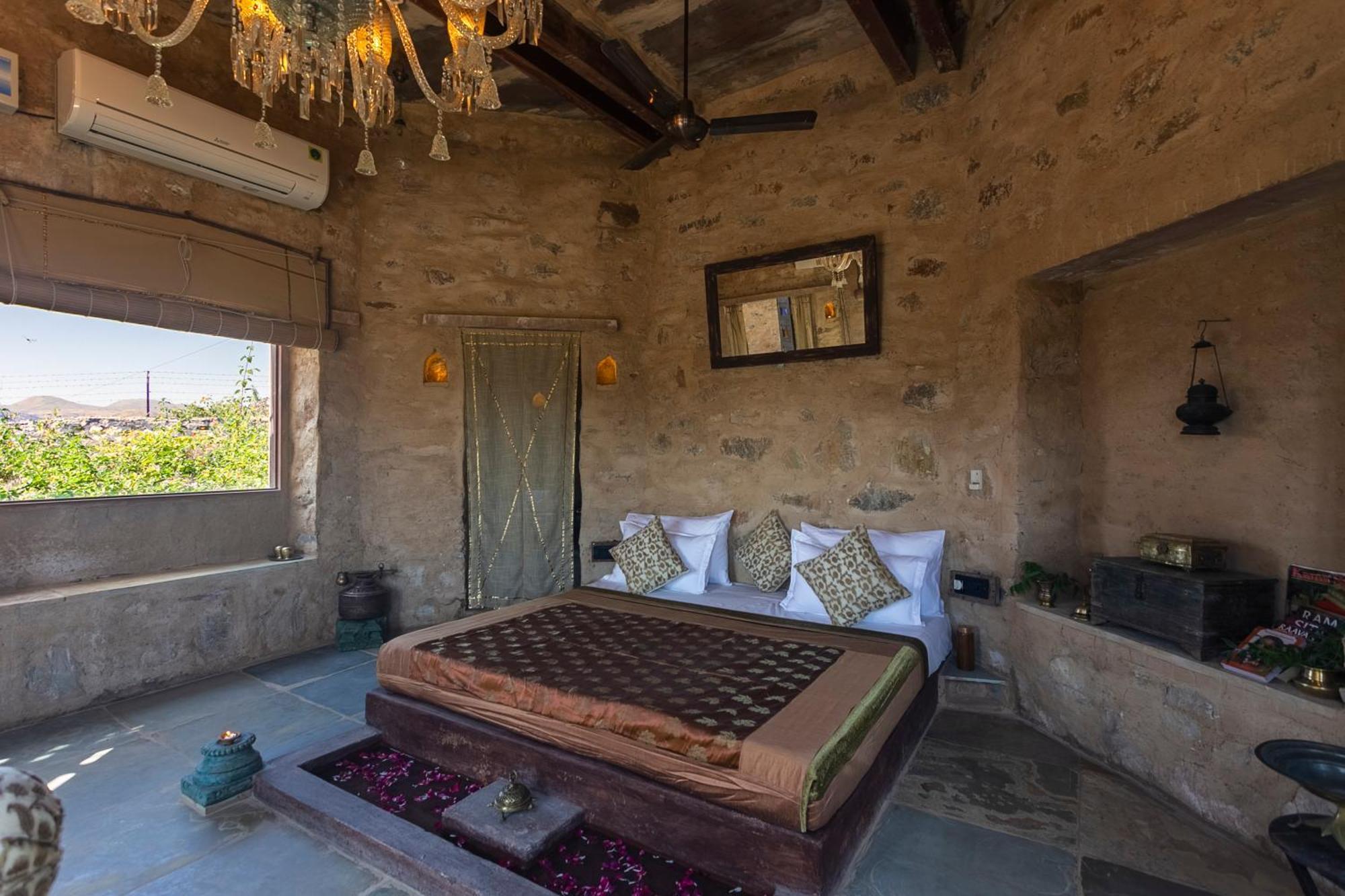Manmatha A Luxury Retreat Bed & Breakfast Udaipur Exterior photo